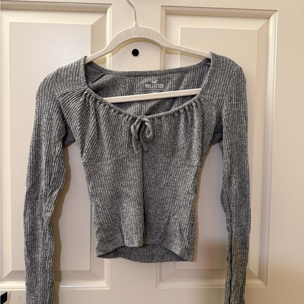 Gray Ribbed Long Sleeve Top